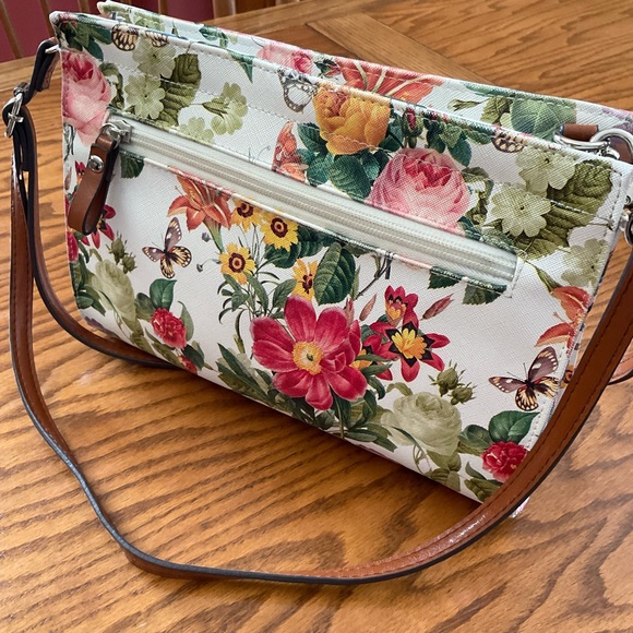 GAL Multi-Color Floral Crossbody/Shoulder Handbag - Picture 3 of 9
